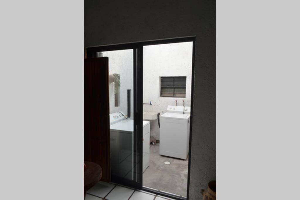 テミスコDepartamento En Lomas De Cuernavaca Con Aire Acondアパートメント エクステリア 写真